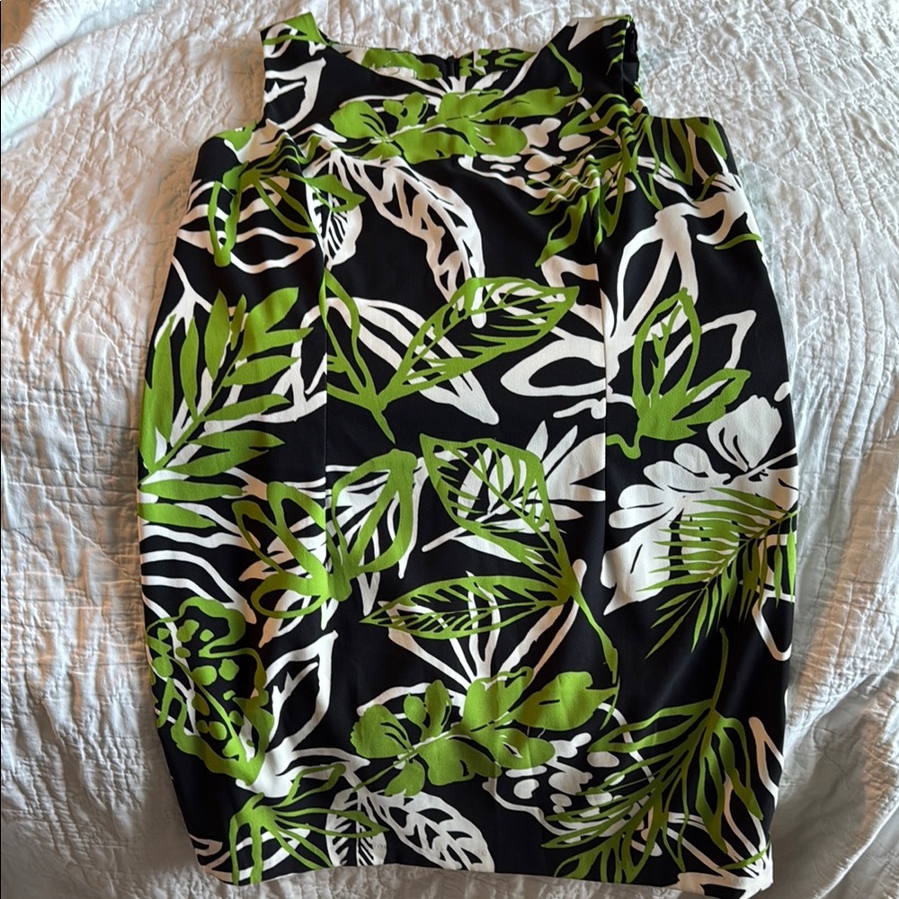 Black and Green Leaf Print Dress